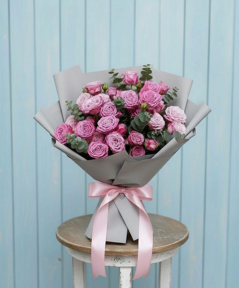 Букет цветов из: Розы в Джерокае