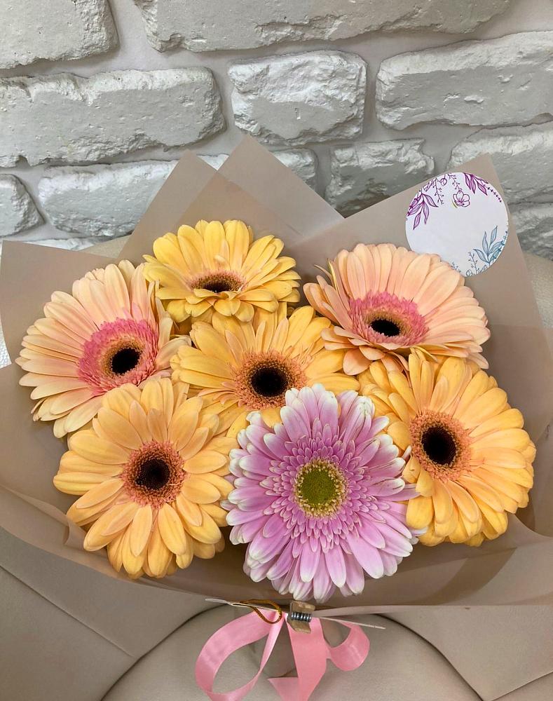 Букет цветов из: Герберы в Джерокае