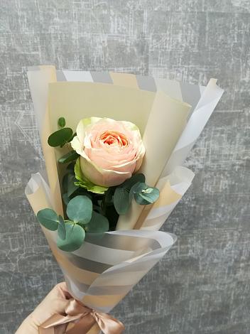 Букет цветов из: Розы в Джерокае