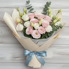 Букет цветов из:  Лизиантусы в Джерокае