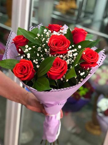 Букет цветов из: Розы в Джерокае