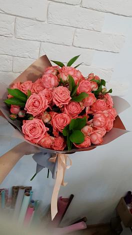Букет цветов из: Розы в Джерокае