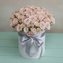 Цветочная композиция из Розы в шляпной коробке в Джерокае