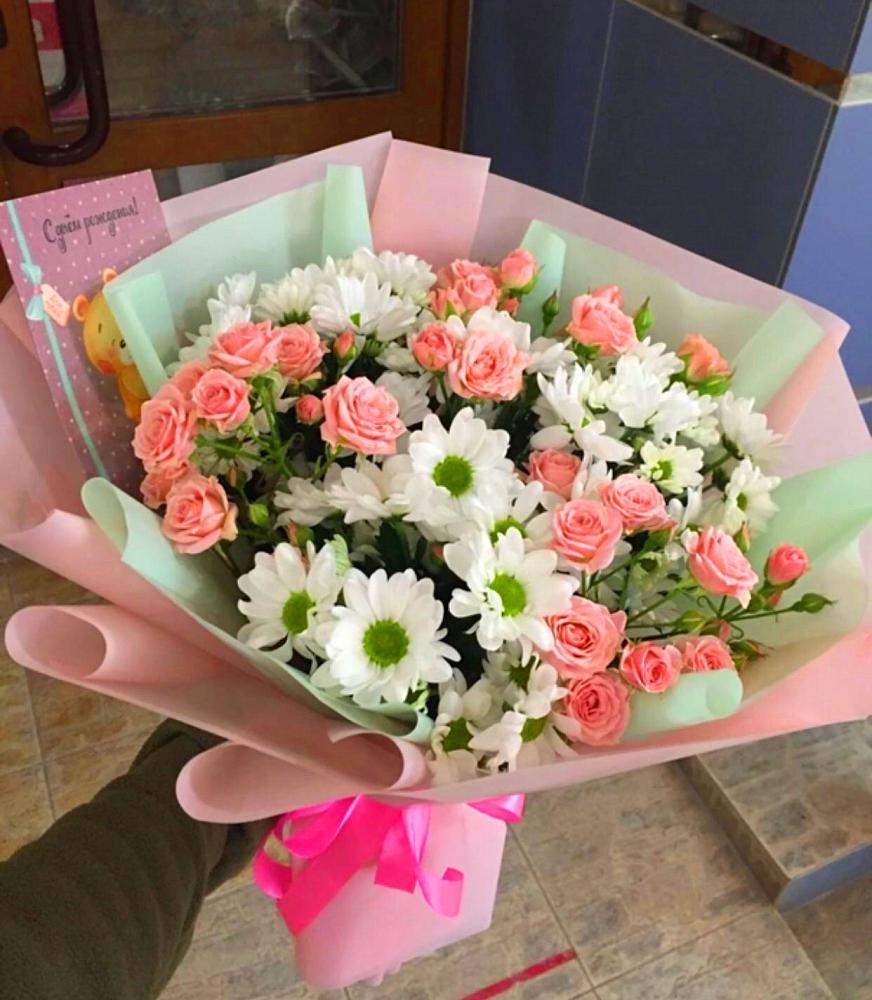 Букет цветов из: Розы и Хризантемы в Джерокае