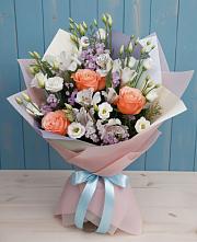 Букет цветов из:  Лизиантусы, Розы, Альстромерии и Гипсофила #REPLACE_PRED# Джерокае