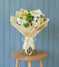 Букет цветов из:  Хризантемы и Розы в Джерокае