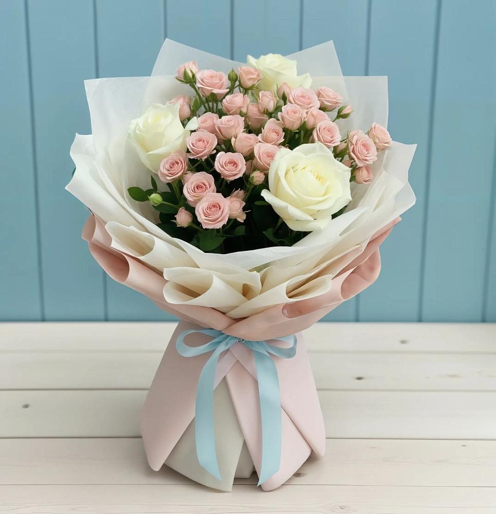 Букет цветов из: Розы в Джерокае