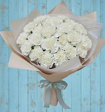 Букет цветов из:  Гвоздики в Джерокае